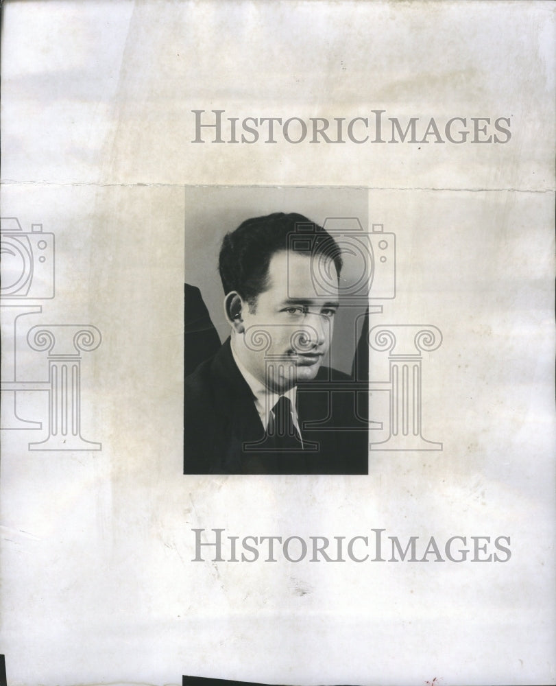 1957 Gordon Staples Press Photo