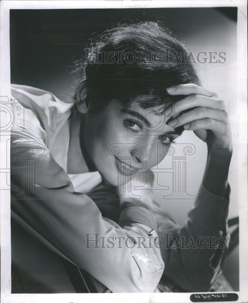 1959 Press Photo Smiling Actress Millie Perkins