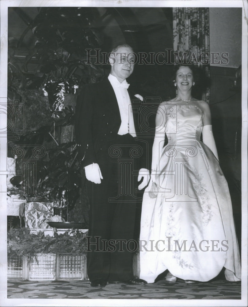 1958 Press Photo Commodore Mrs. Charles Tompkins