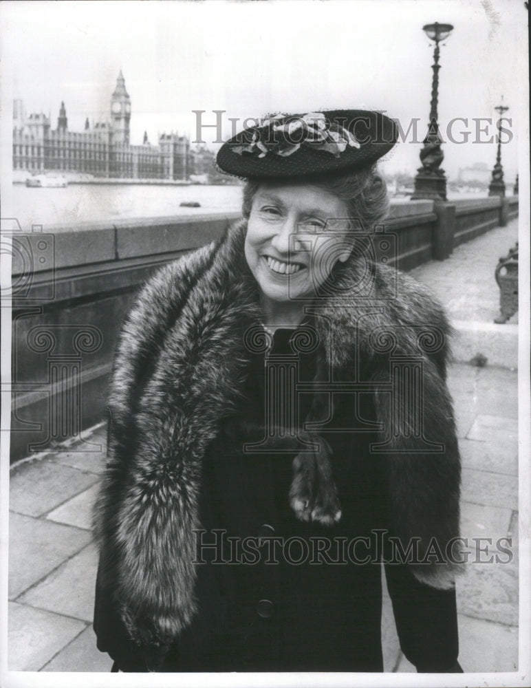 1982 Press Photo Jean Stapleton Gloria Stivic Actress