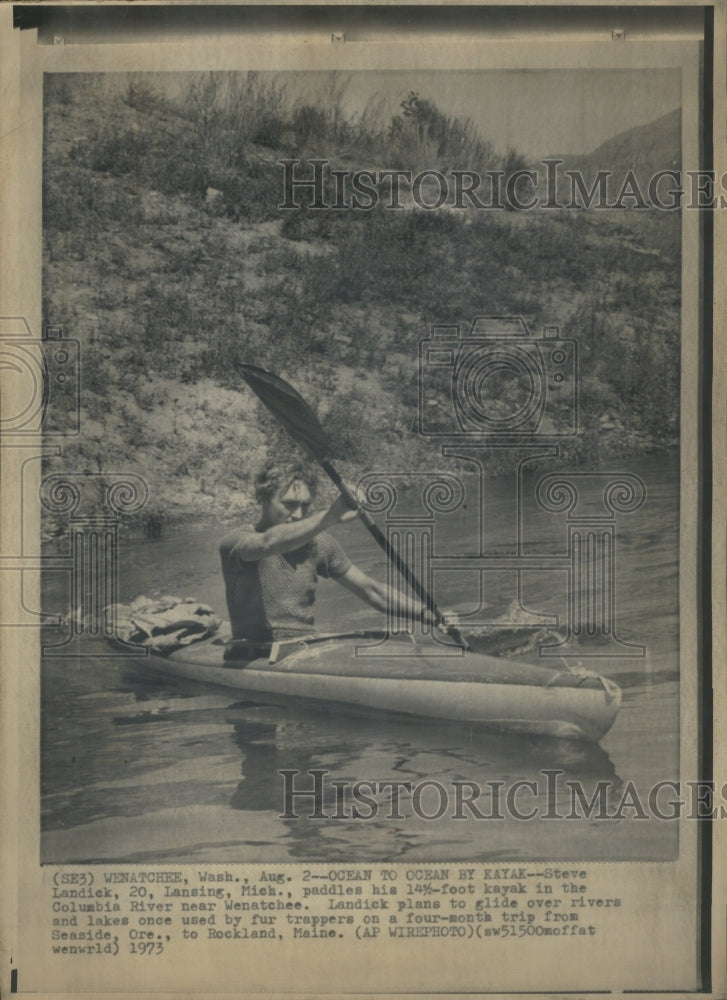 1973 Press Photo Colombia River Wenatchee Kayak Steve