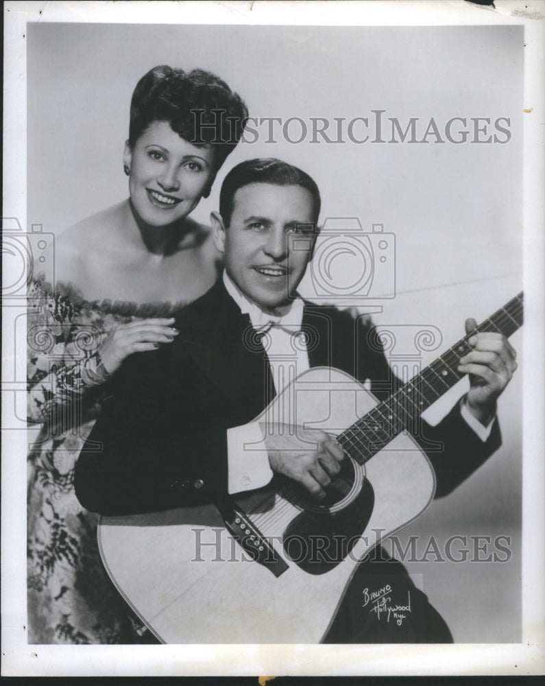 1953 Press Photo Josef Marais Rosa de Miranda Folk