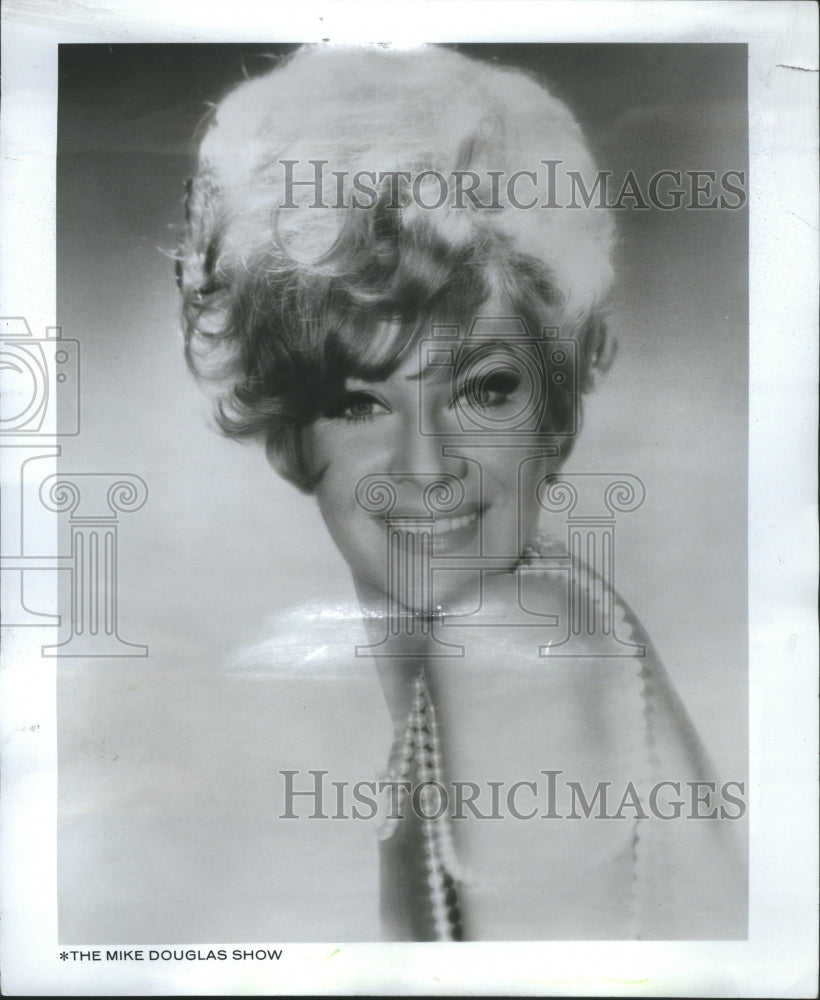 1969 Press Photo Maye Steves Singer Comedian Hostess