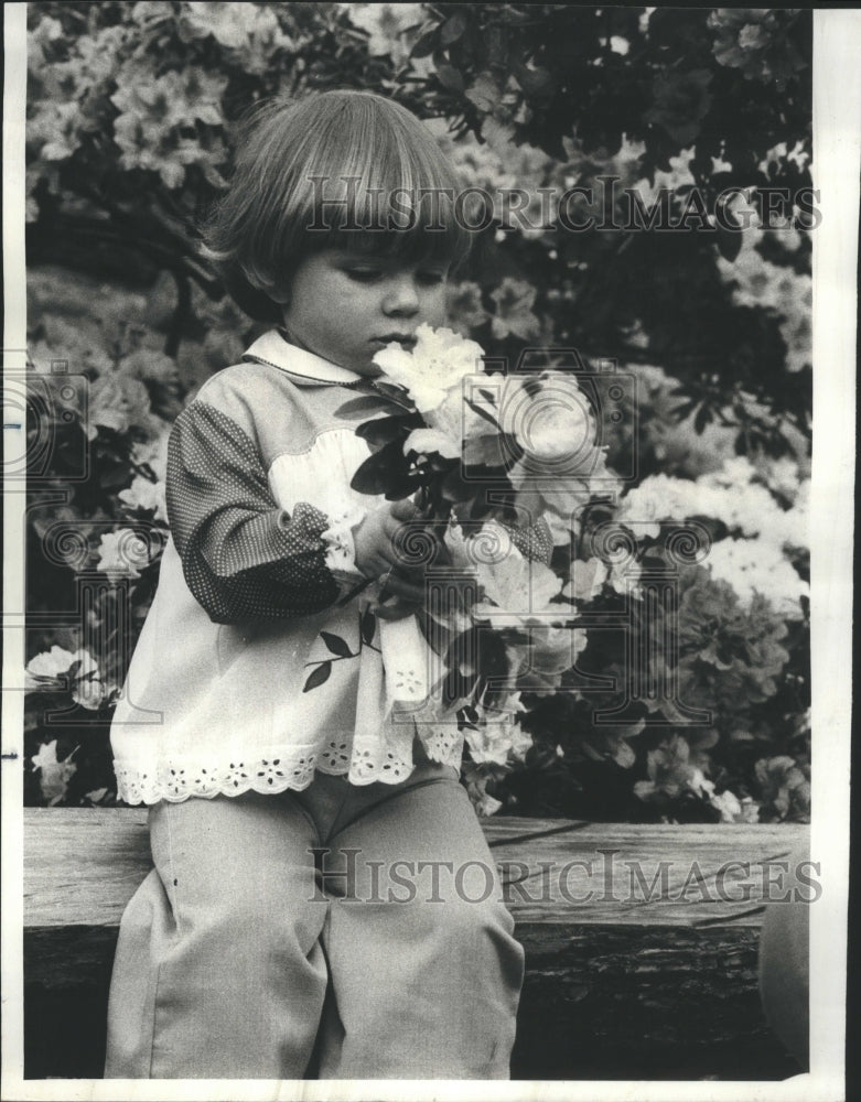 1978 Press Photo Flower Judy Vassallo Stacy Olson Month