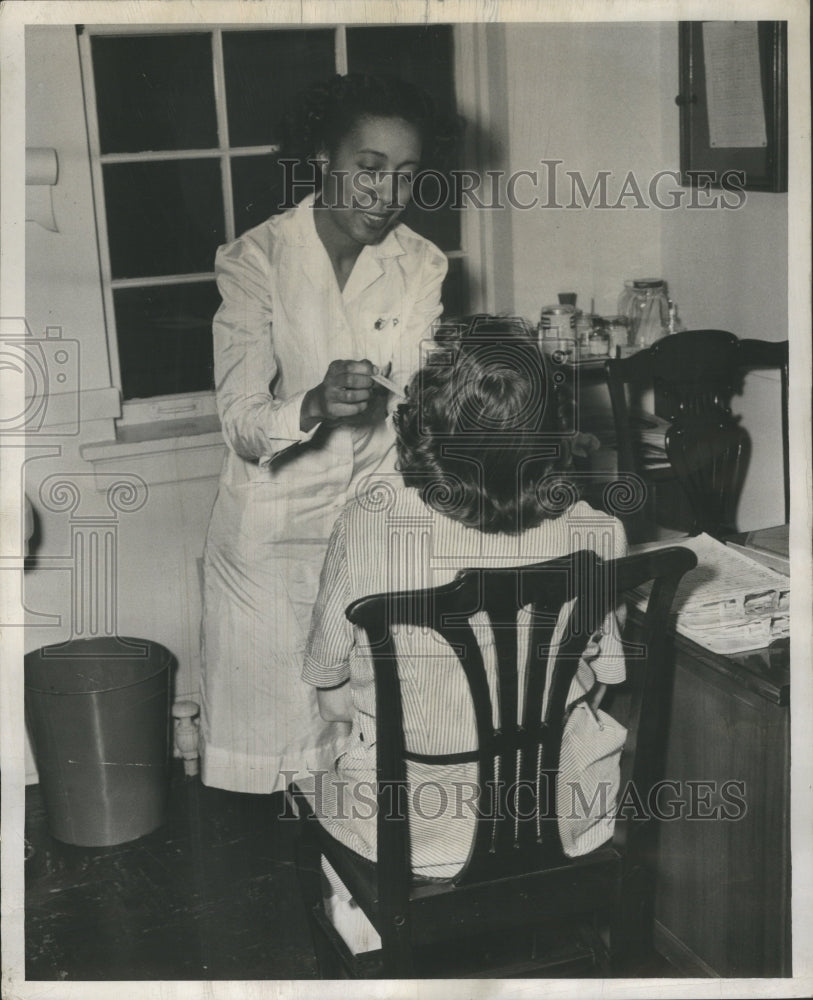 1950 Press Photo Frances Coffia Nurse Home Girls