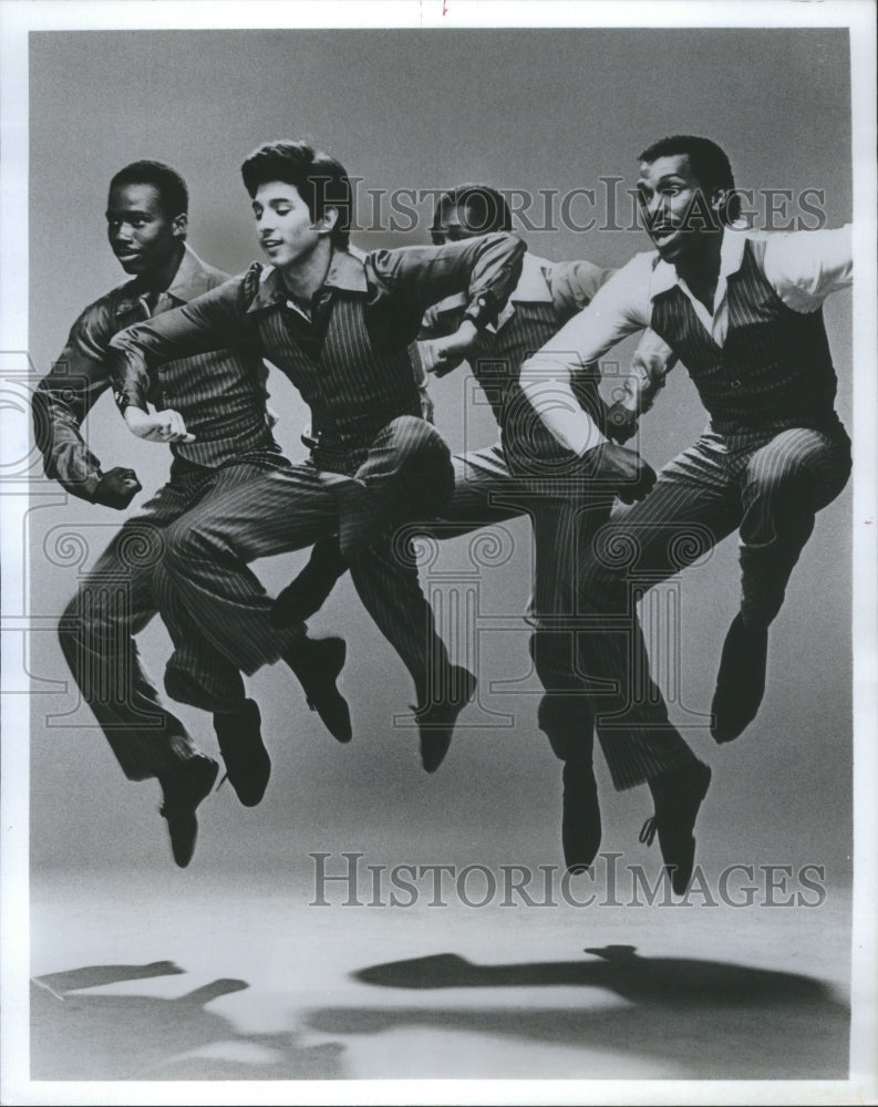 1984 Press Photo Joseph Holmes Dance Theater College