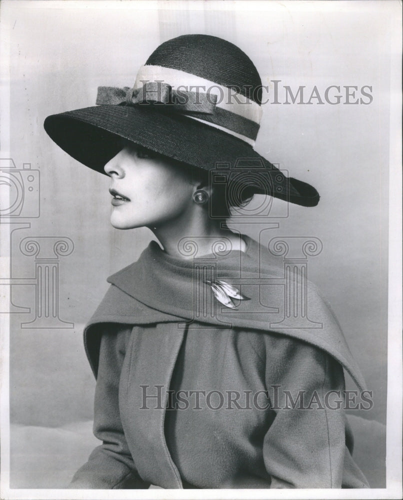 1963 Press Photo white cocoa band bow brim