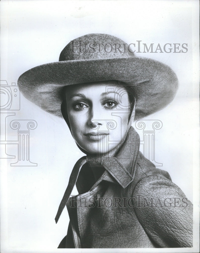 1970 Press Photo fall season one hat