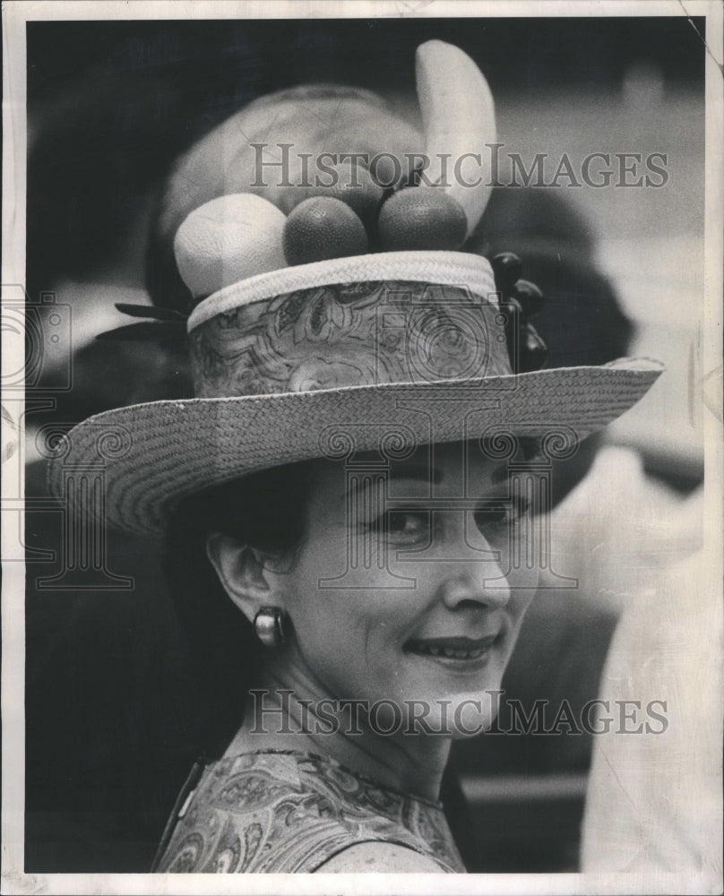 1962 Press Photo Toppers Of Tennis Set Hat