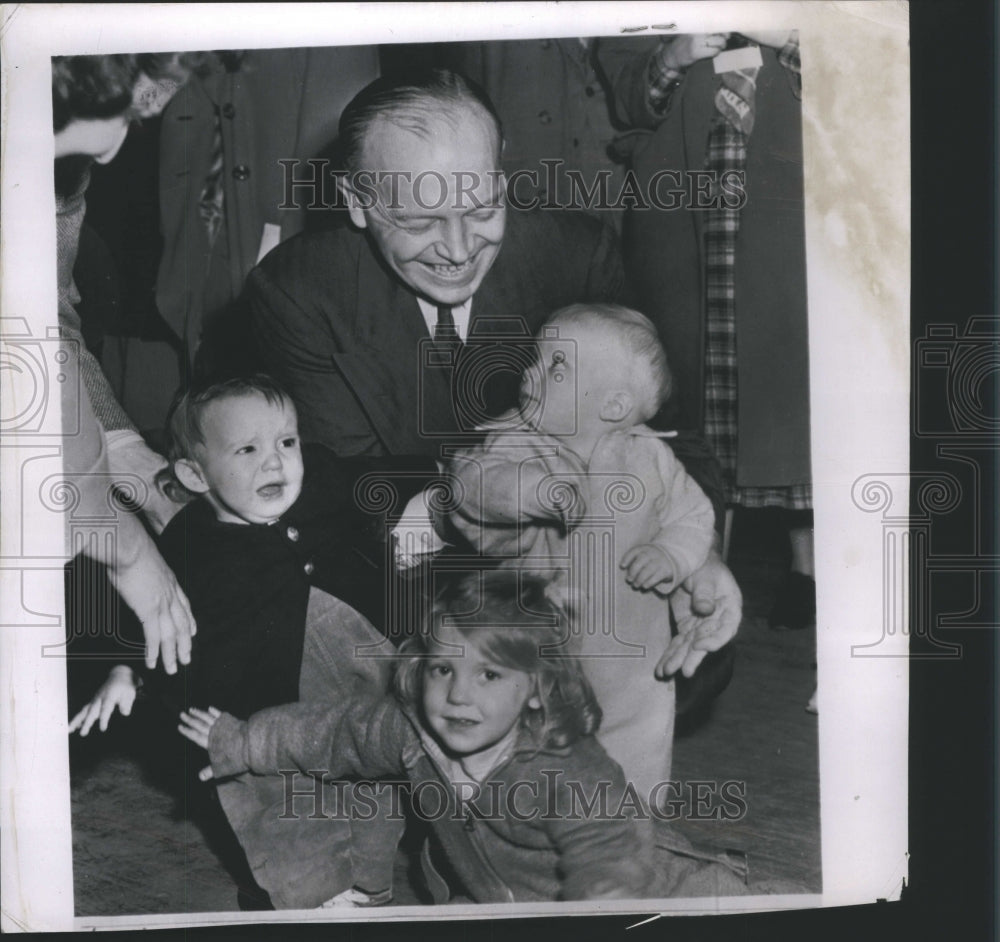 1948 Press Photo Harold E. Stassen Politiian