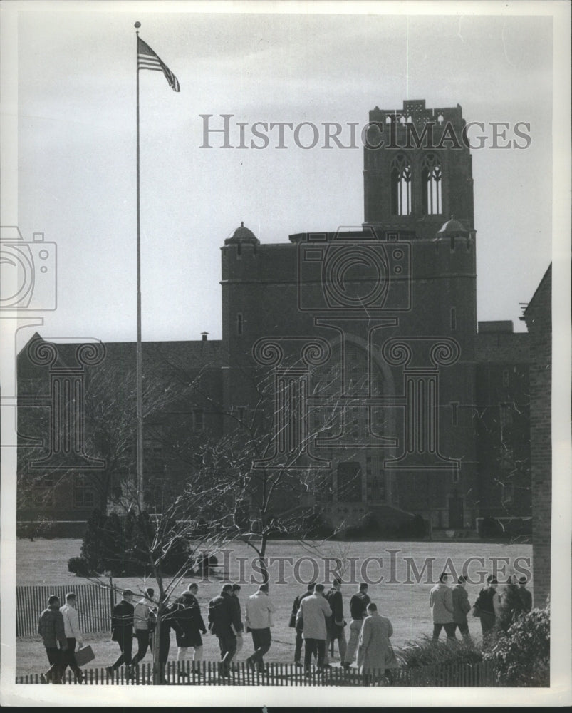 Press Photo Administration Building John University