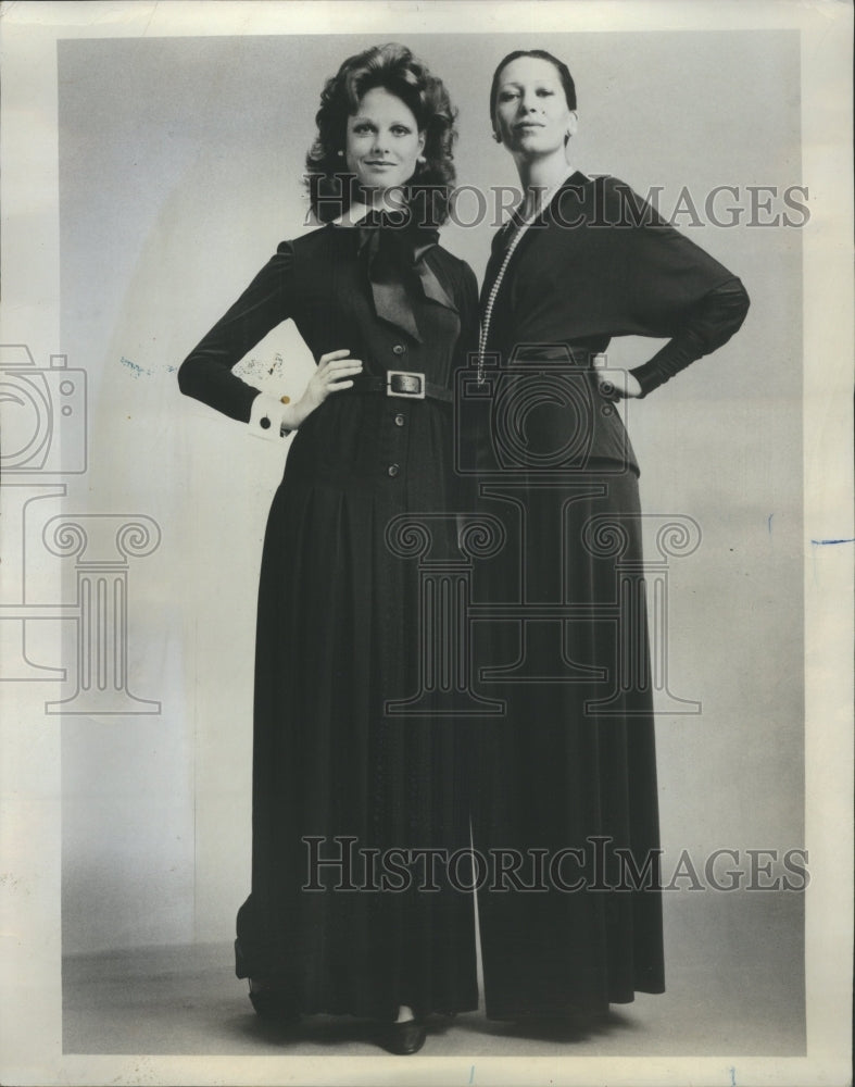 1971 Press Photo Bill Blass Collection for resort and S