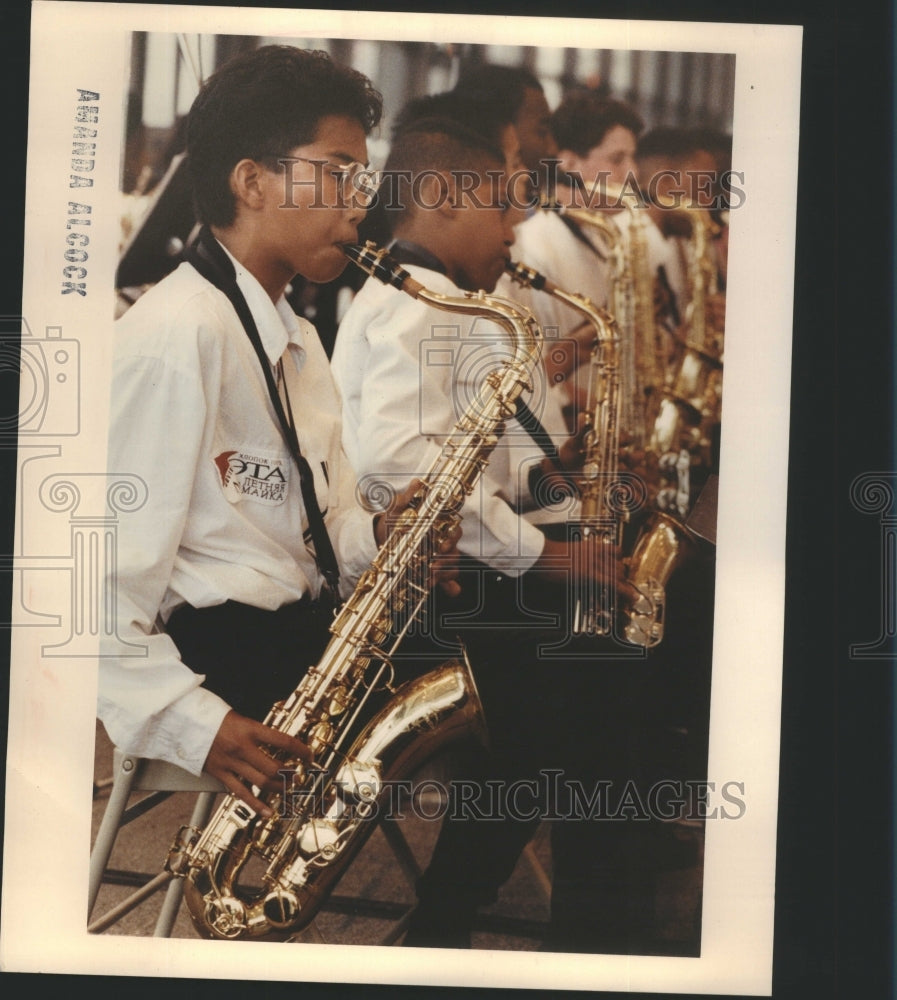 1990 Press Photo Saxophone