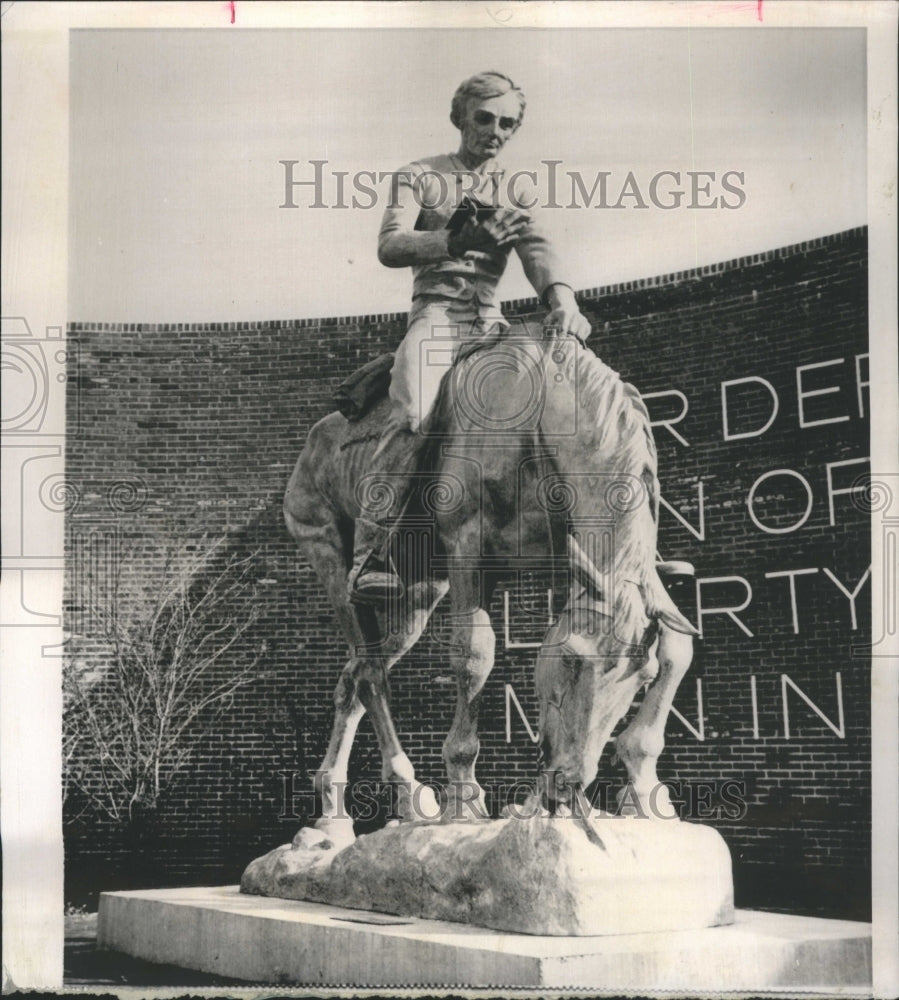 1964 Press Photo Anna Huntington&#39;s Prairie Years Pavili