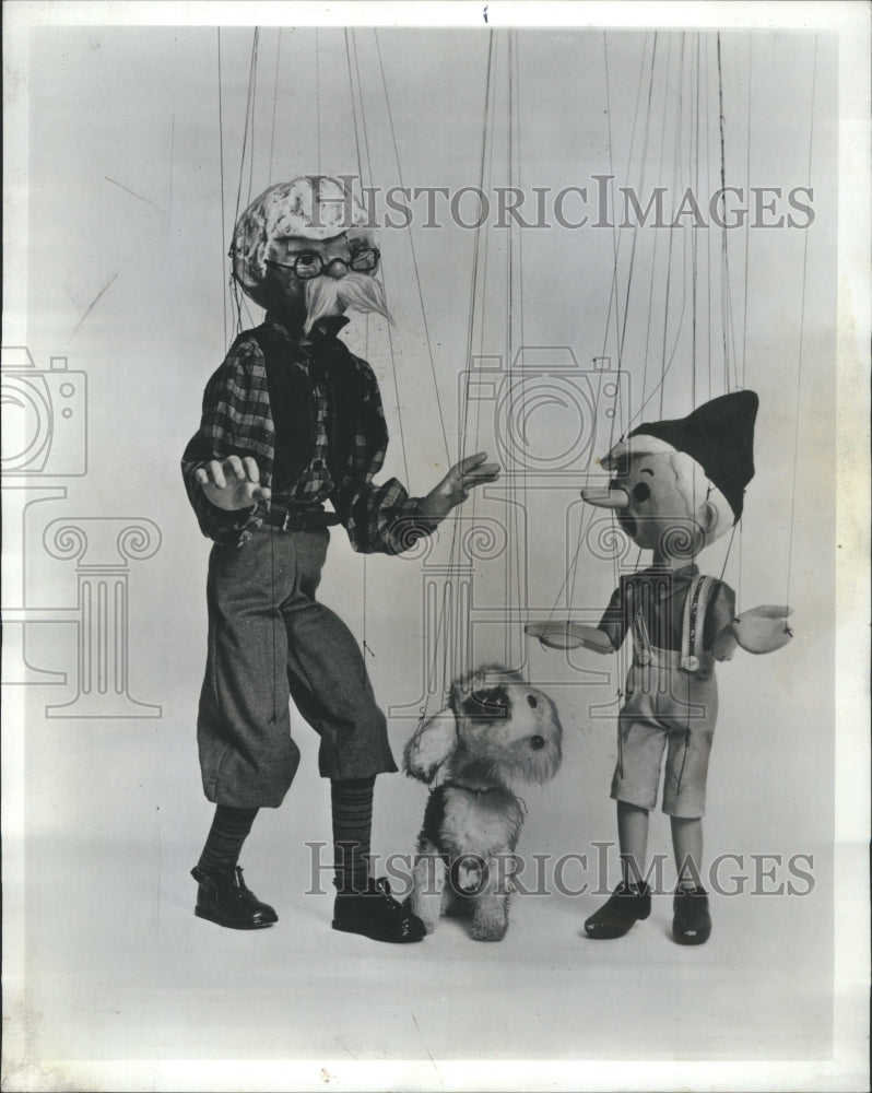 1967 Press Photo Pinocchio Woodcarver Geppetto