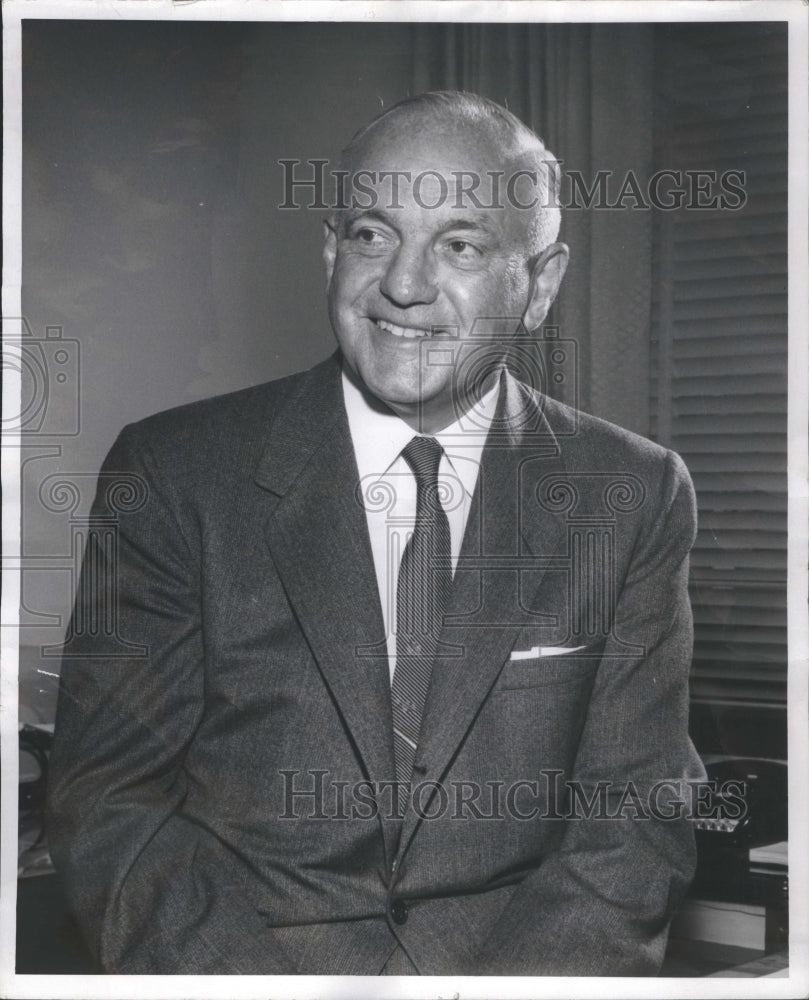 1957 Press Photo Sherrod ESkinner Vice President Motor