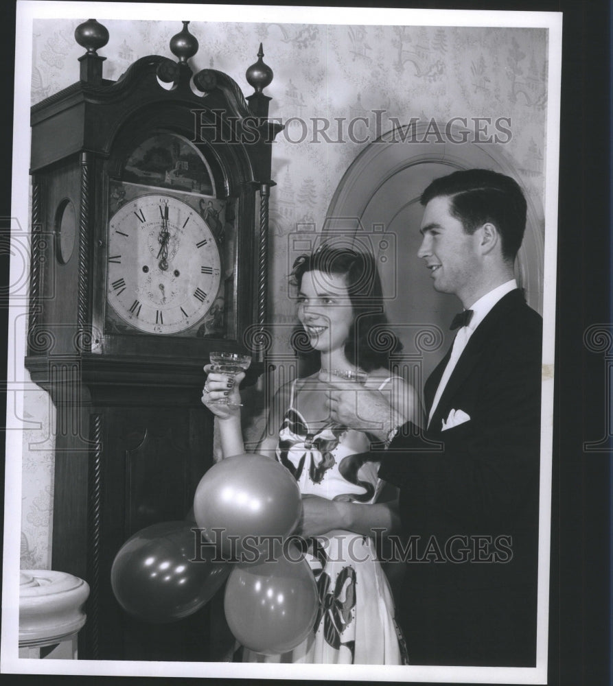 1941 Press Photo Jean Campbell Society Dodge