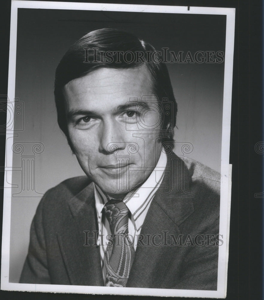 1961 Press Photo Lloyd Dobyns Allen Dobyns, Jr. born Ma