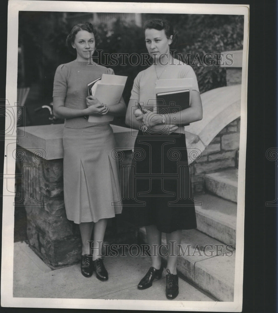 1939 Press Photo Girl is any Female Human