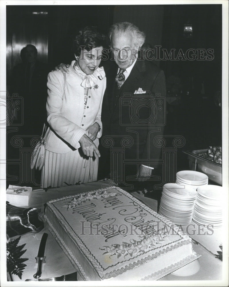 1981 Press Photo pinch, natal dorati