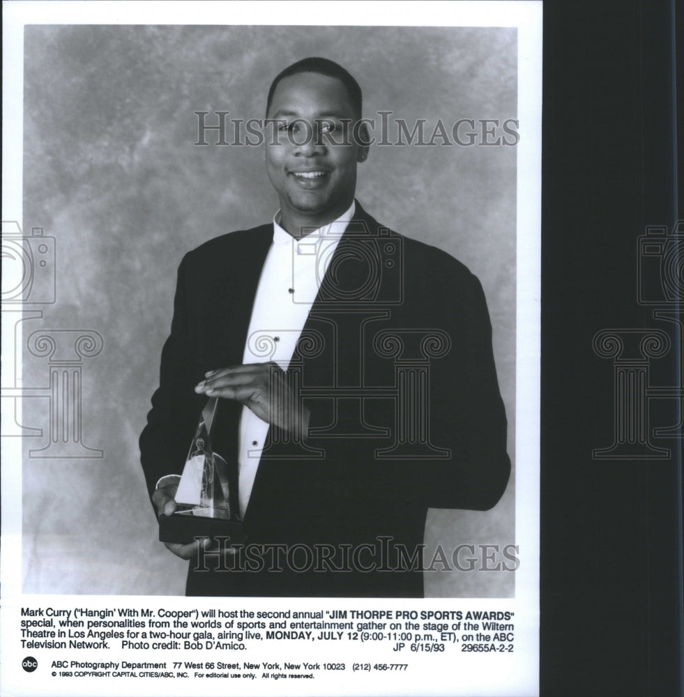 1993 Press Photo Mark Curry Jim Thorpe Pro Sports Award