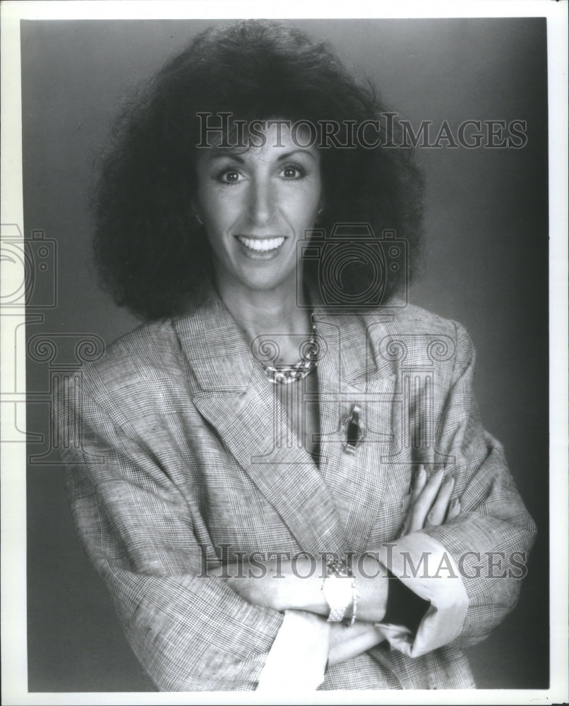 2001 Press Photo Barbara Corday CBS Executive Primetime