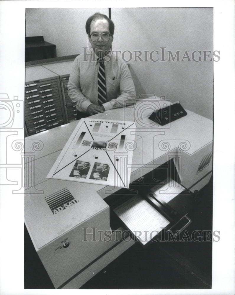 1987 Press Photo Richard DeCooman Clerk AD/SAT Recorder