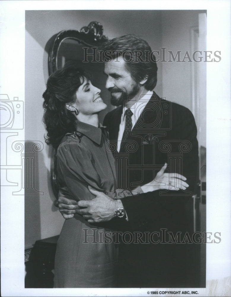 1985 Press Photo Cynthia Sikes James Brolin