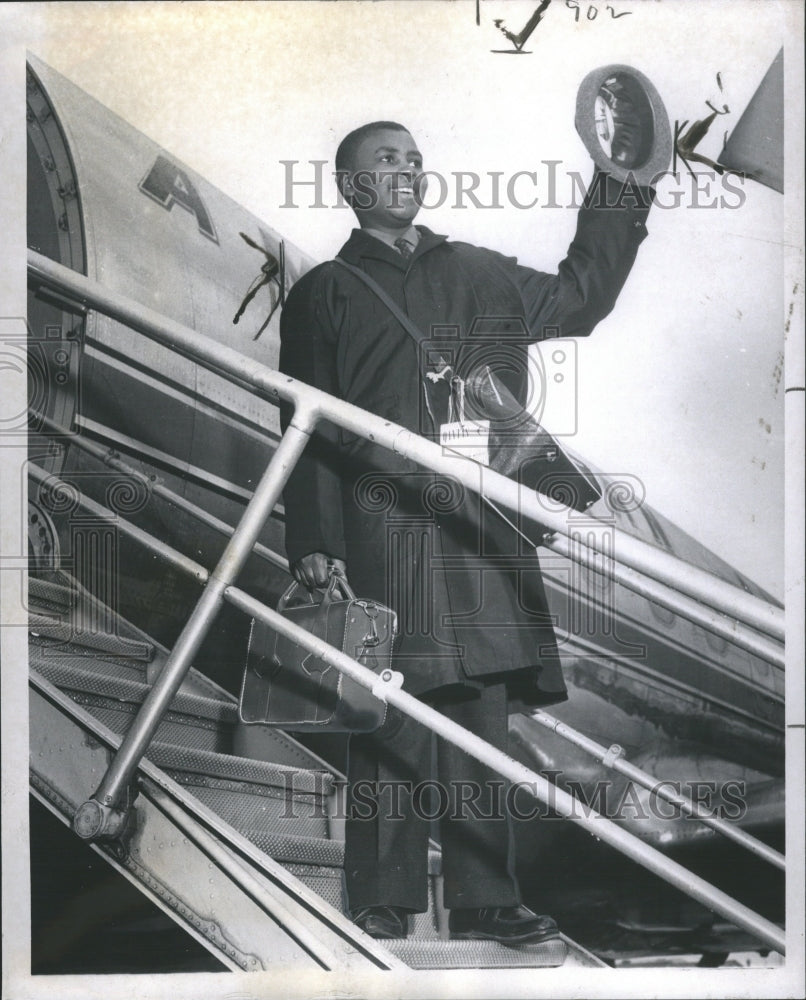 1959 Press Photo Detroit Times Junior Diplomat Waving