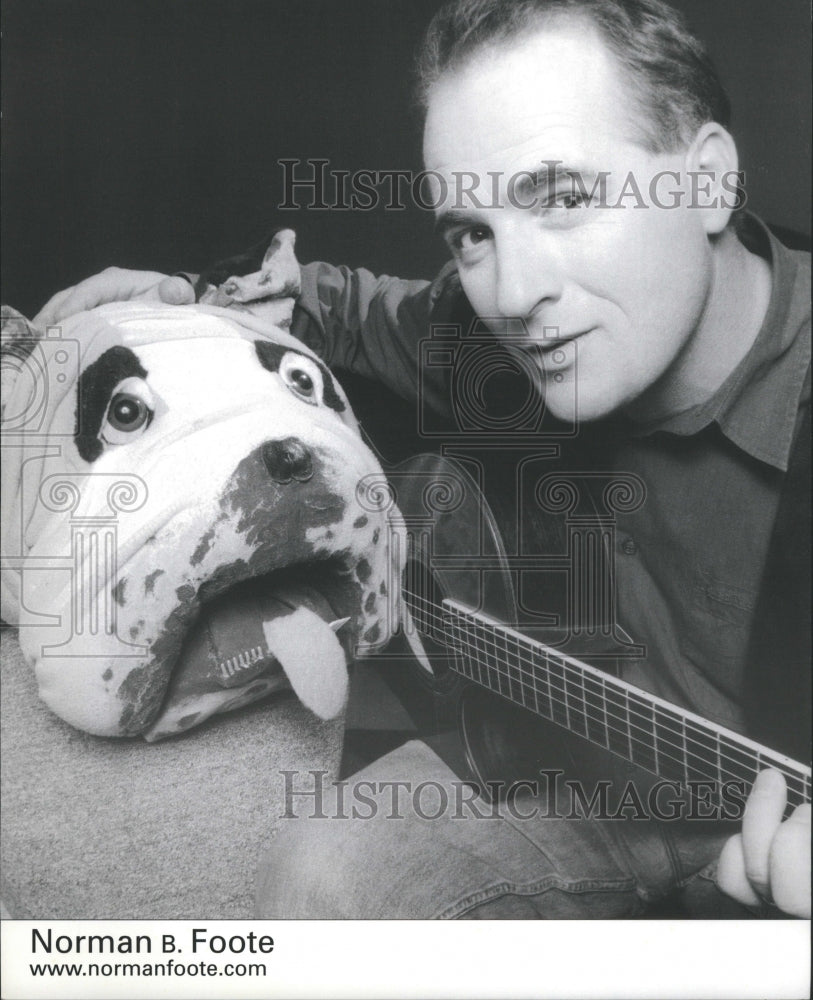 2001 Press Photo Norman B Foote