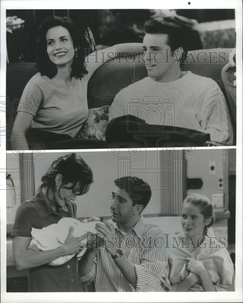 1995 Press Photo Scenes From NBC Series &quot;Friends&quot;