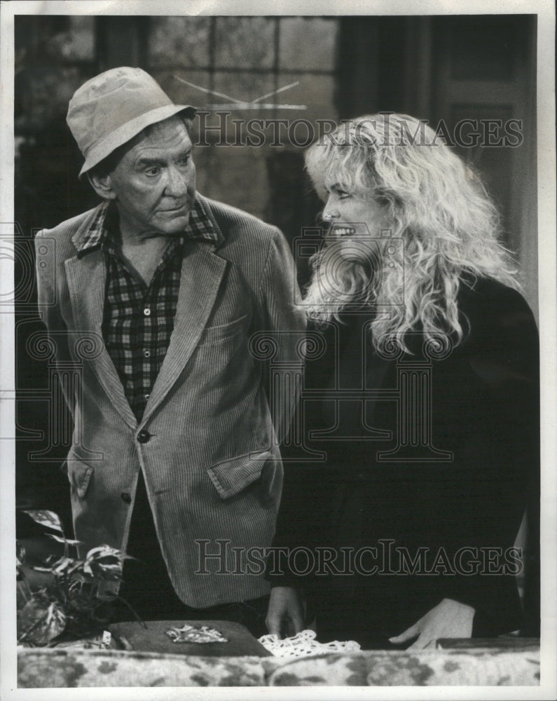 1982 Press Photo Actor Burgess Meredith Sally Struthers