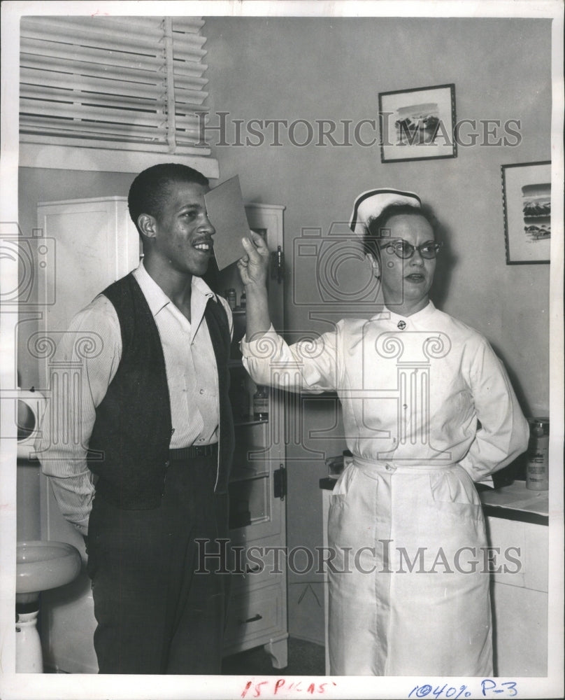 1964 Press Photo Leonard M.Calornary Eye Physical DN