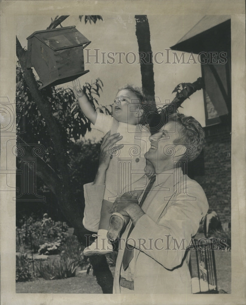 1946 Press Photo Frank Eddy Standish