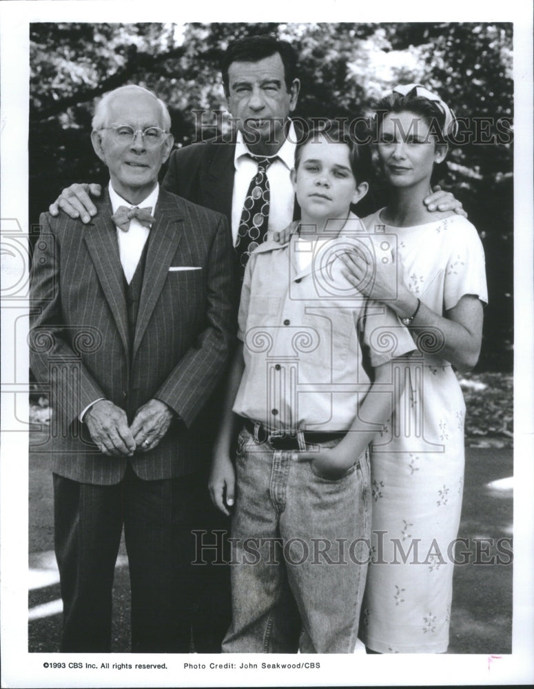 1991 Press Photo Harry Morgan Walter Matthau Nick stahl