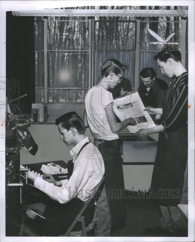 1956 Press Photo Mich Cities