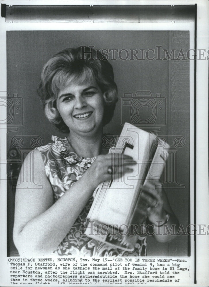 1966 Press Photo Mrs. Thomas P. Stafford Astronaut Wife