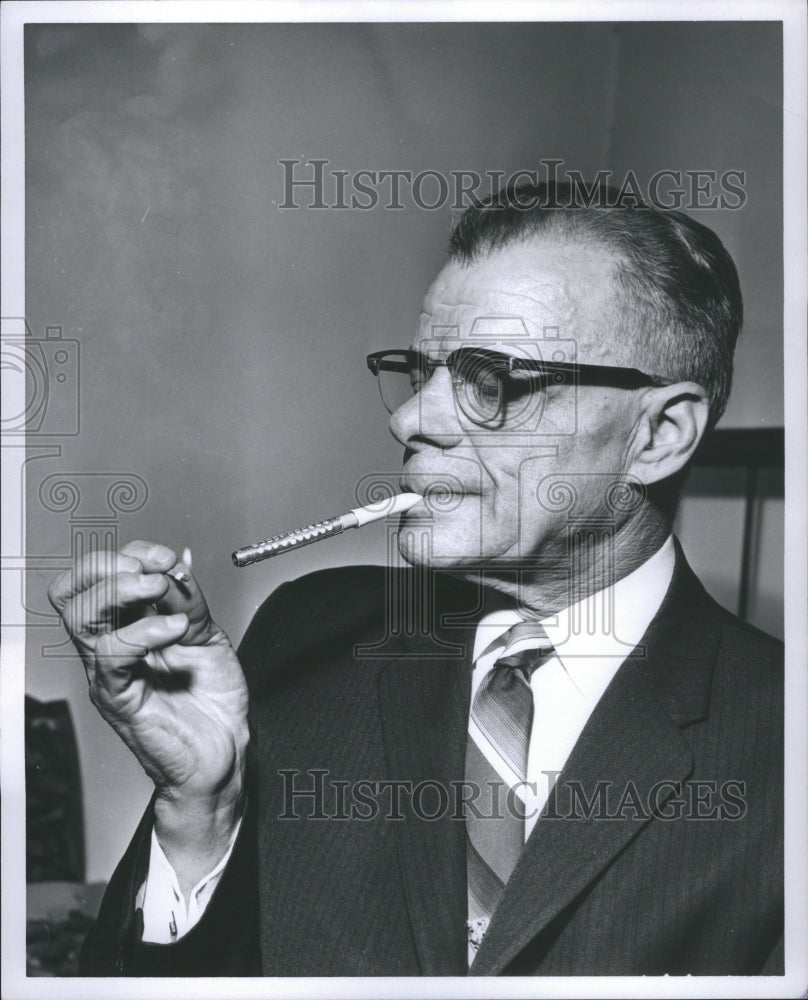 1966 Press Photo Mike Stappy Inventor