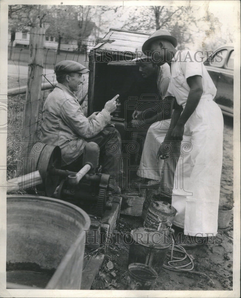 1943 Press Photo Sugar Beet Harvest