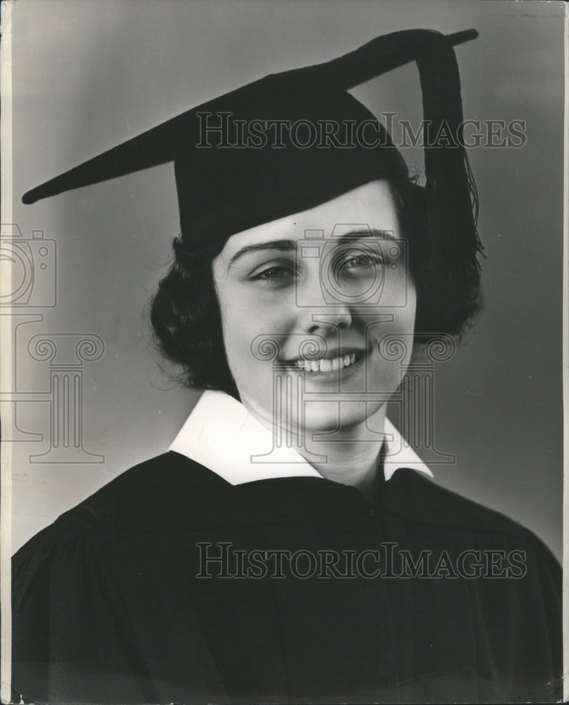 1940 Press Photo Graduation Proud University Student