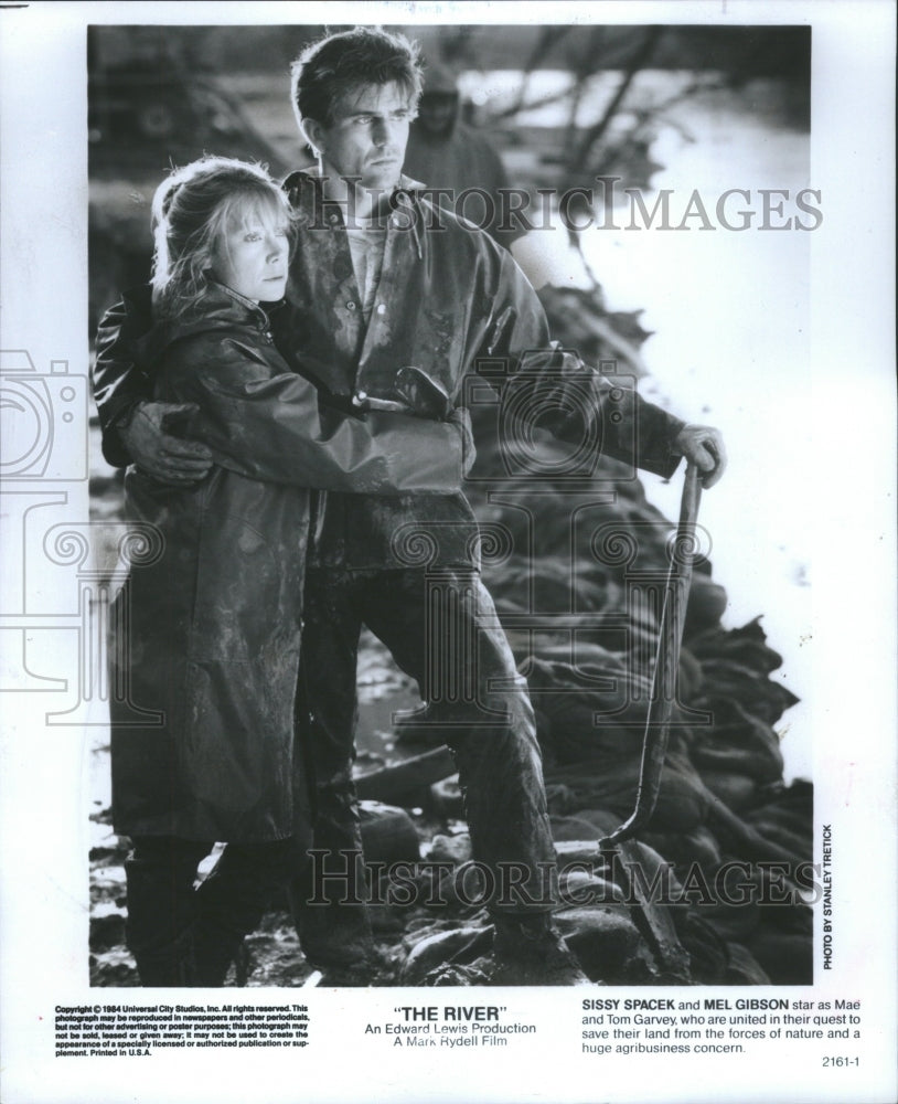 1985 Press Photo Sissy Spacek Mel Gibson Actors