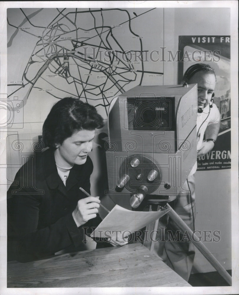 1955 Press Photo George Steiner &amp; Hilary Whittaker TV