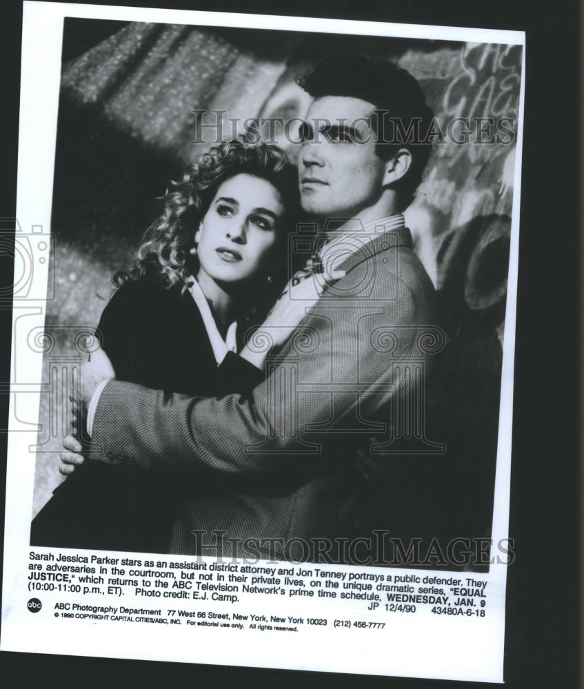 1990 Press Photo Sarah Parker and Jon Tenney.