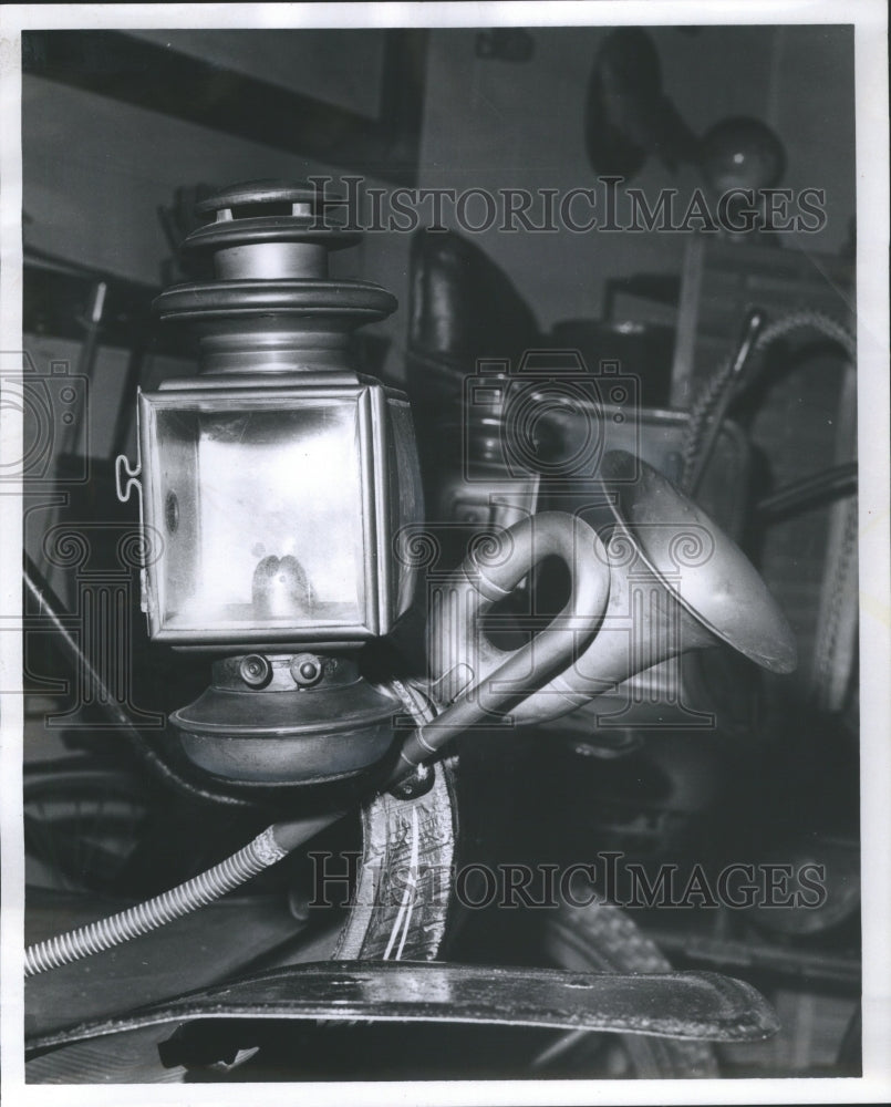 1968 Press Photo Joseph Temrowske Auto Museum Lantern