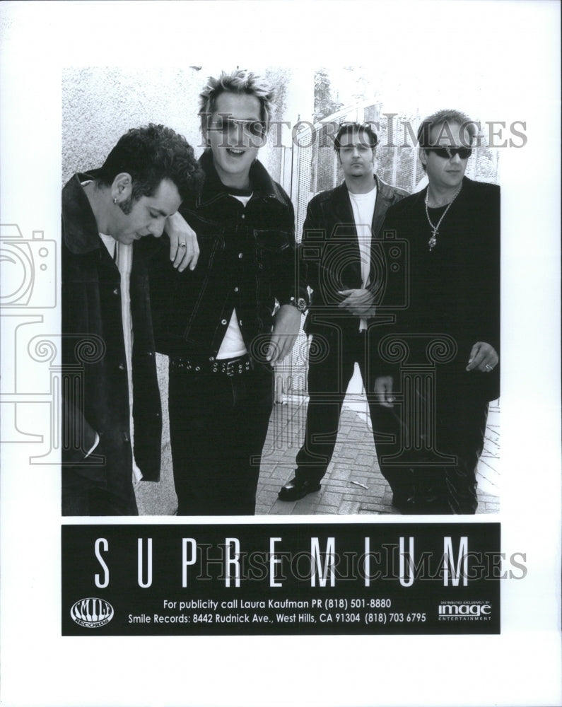 2002 Press Photo Supremium American Music Rock Band