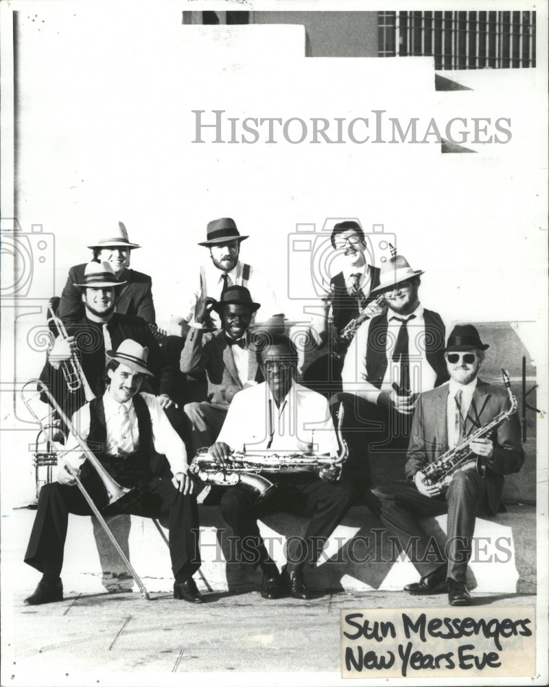 1986 Press Photo Sun Messengers Entertainers Jazz