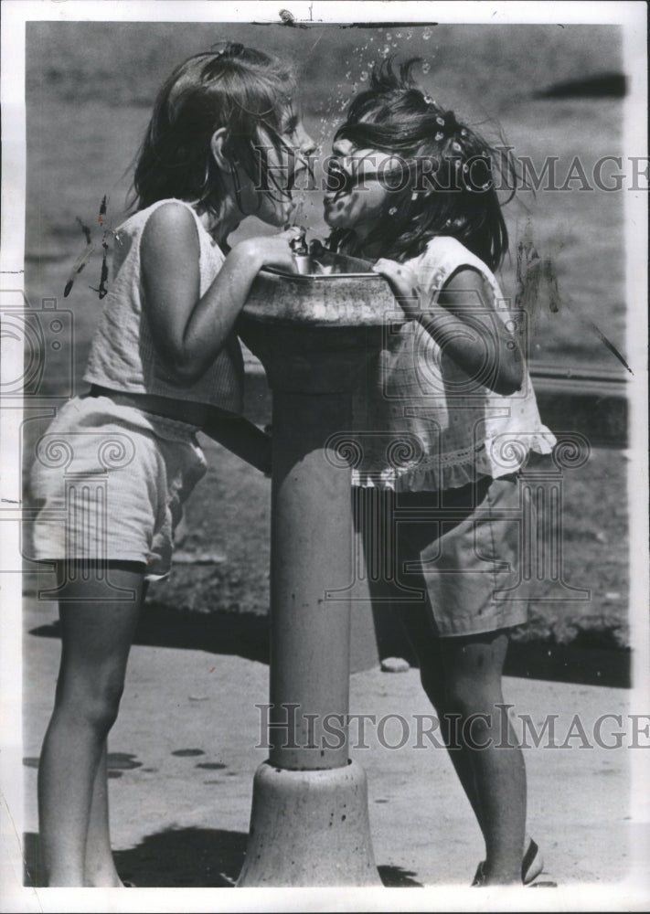 1971 Press Photo Karen Ulycyn 4 Paula Cococcetta 5 Felt