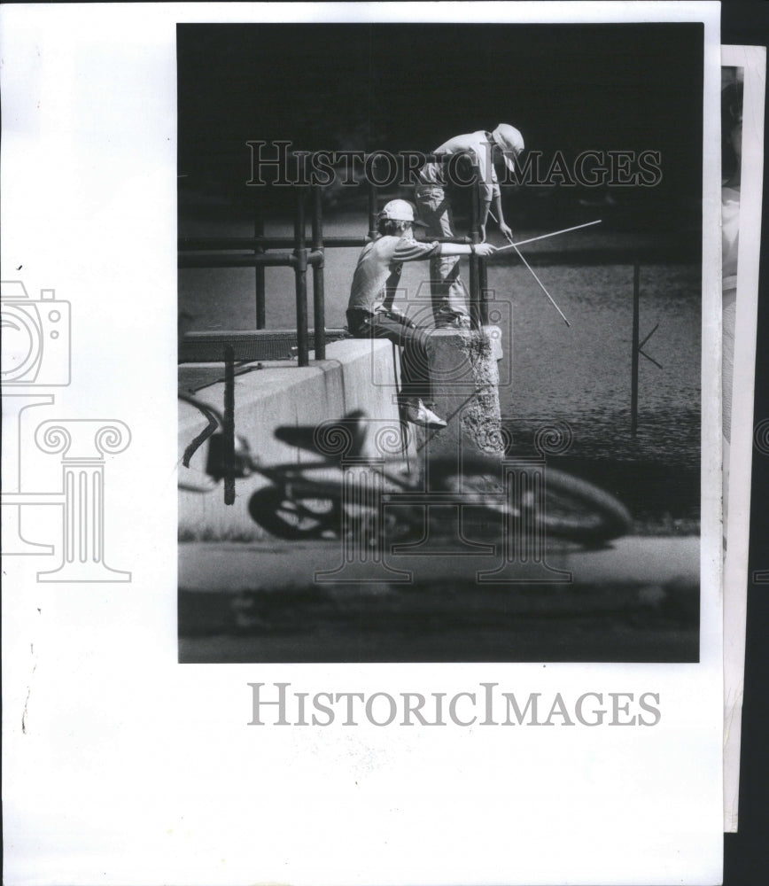 1954 Press Photo Sunny Elliot Weatherman Washington