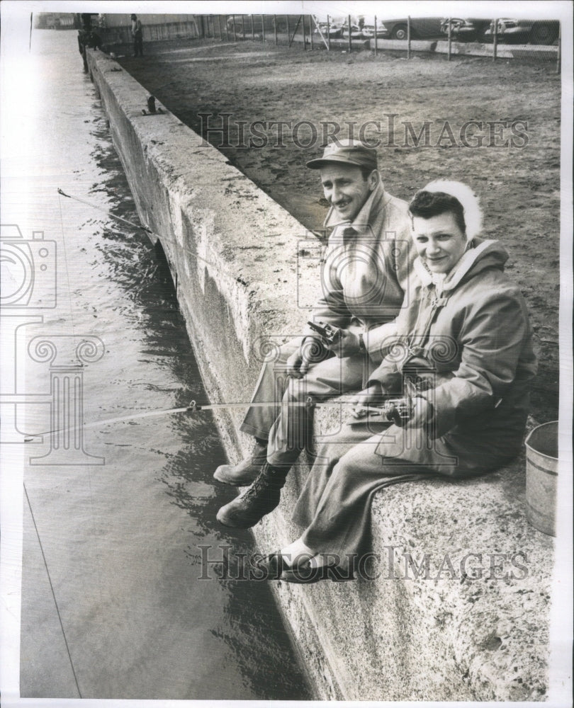 1959 Press Photo Ft E Grand Rlud Mr Mrs Joseph Allan