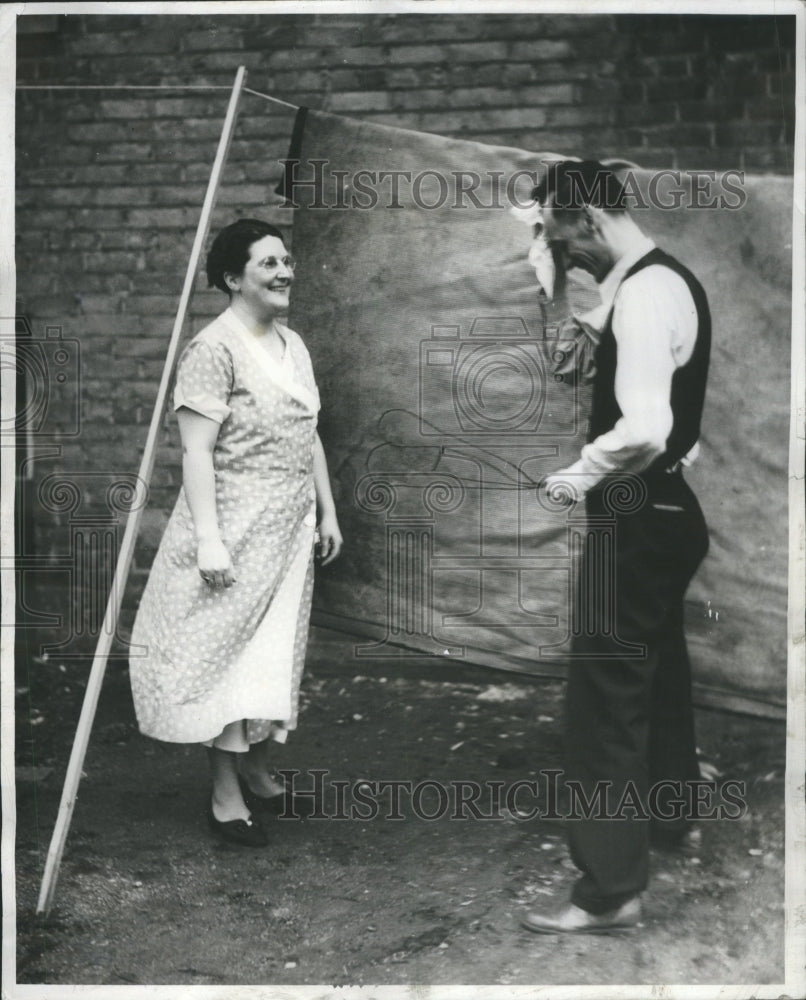 1935 Press Photo Spring Season Transition Leo Spiehl